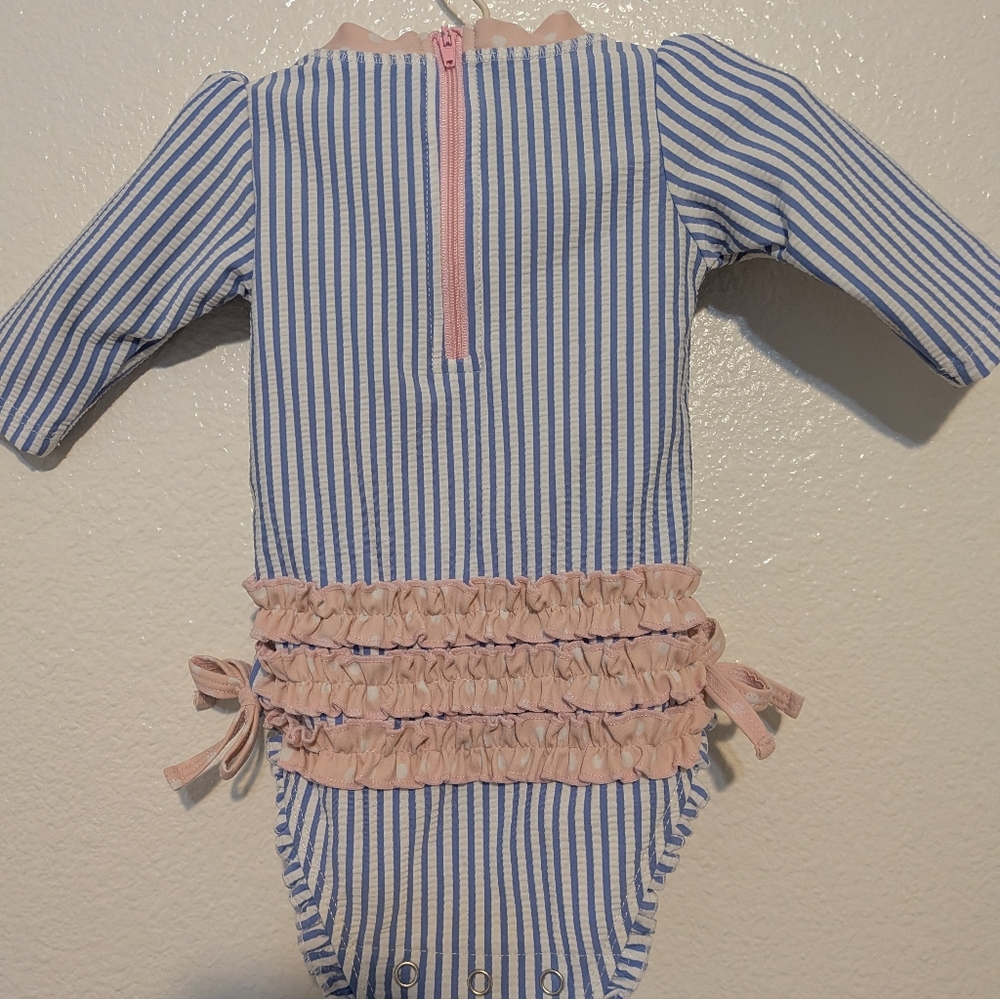 Ruffle Butts Seersucker Long Sleeve Rash Guard One Piece 0-3 Euc